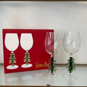 NEIMAN MARCUS Christmas Tree Wine Glass Set of 2 in Holiday Red Gift Box NEW